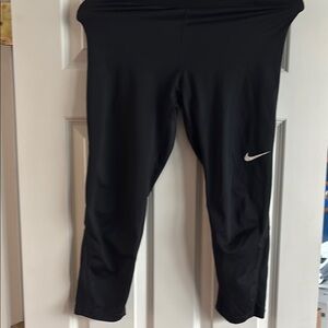 Nike Ladies Black Athletic Bottoms Medium